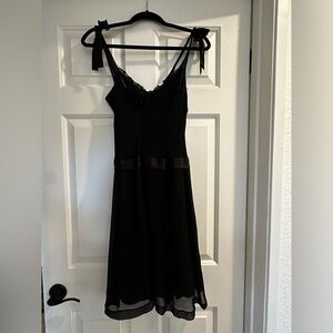 Laundry by Shelli Segal 100% Silk Black Cocktail Dress with Tie Straps - Size 6